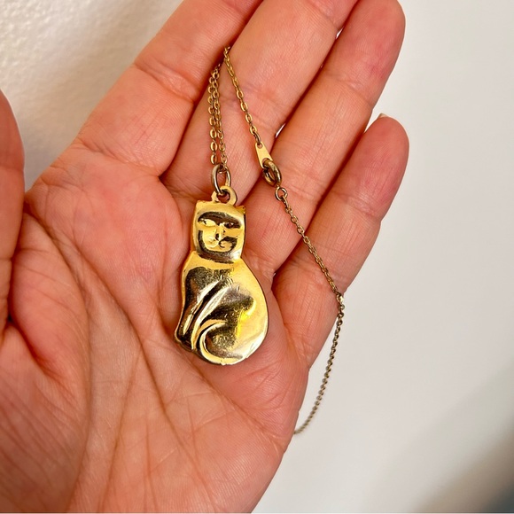 Cat Necklace Vintage Gold Tone 18” Chain - Picture 6 of 6